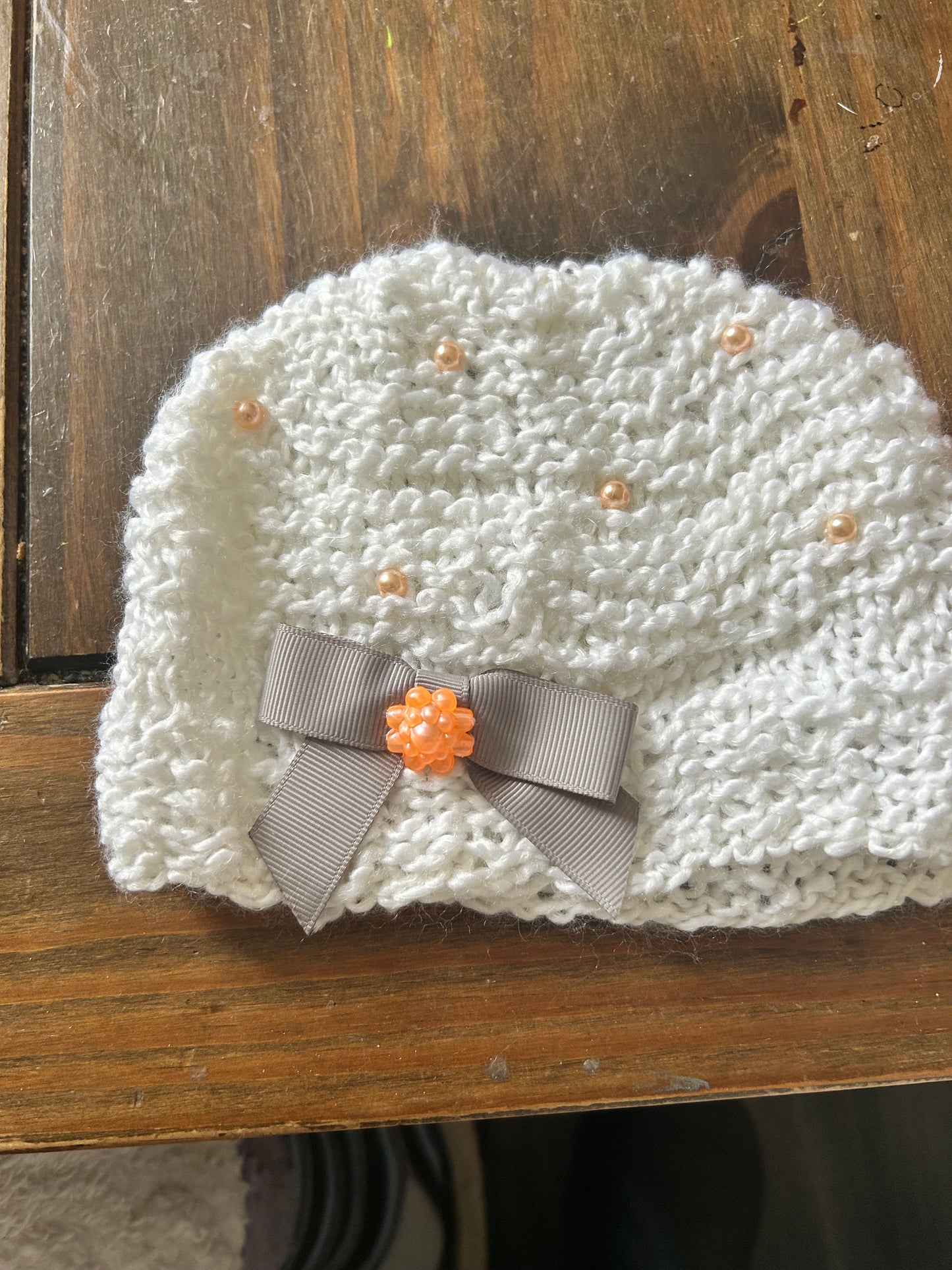 Girls hat with Beats and Bow